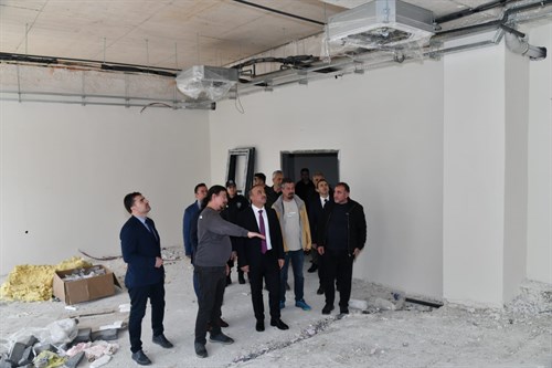Vali Soytürk Hayrabolu İlçemizde Yaptırılan Meslek Yüksekokulu’nda İncelemelerde Bulundu